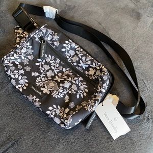 NEW Vera Bradley Lighten Up Belt Bag